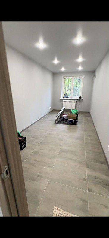 Продается помещение свободного назначения 57.6м2 с арендаторами. фото