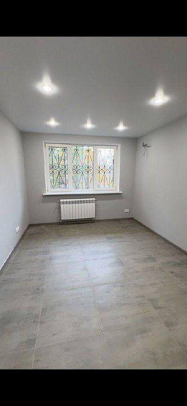 Продается помещение свободного назначения 57.6м2 с арендаторами. фото