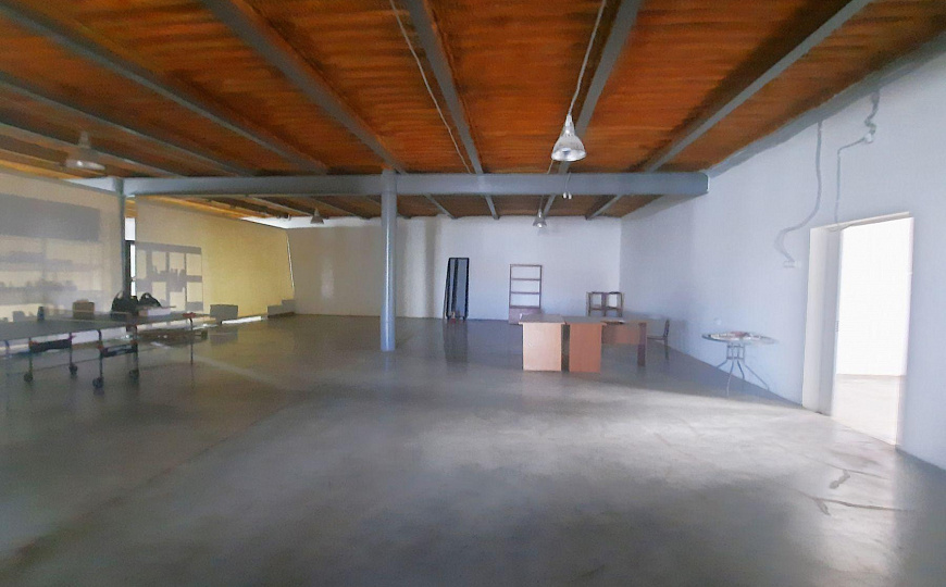Сдам отдельно стоящее здание, 2 398 м² фото