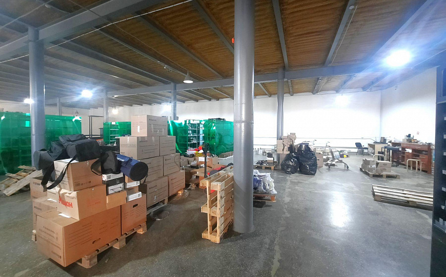 Сдам отдельно стоящее здание, 2 398 м² фото