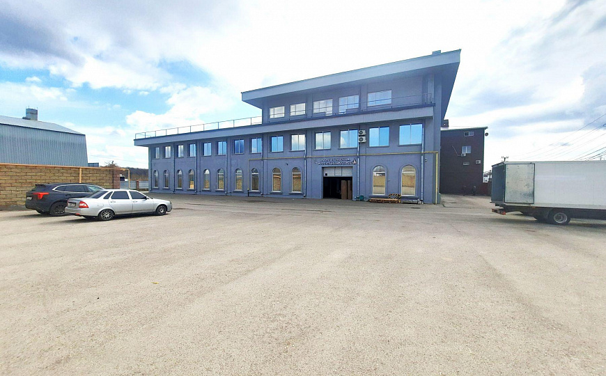 Сдам отдельно стоящее здание, 2 398 м² фото