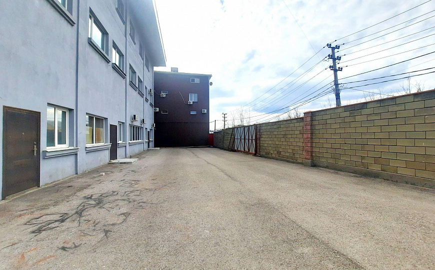 Сдам отдельно стоящее здание, 2 398 м² фото