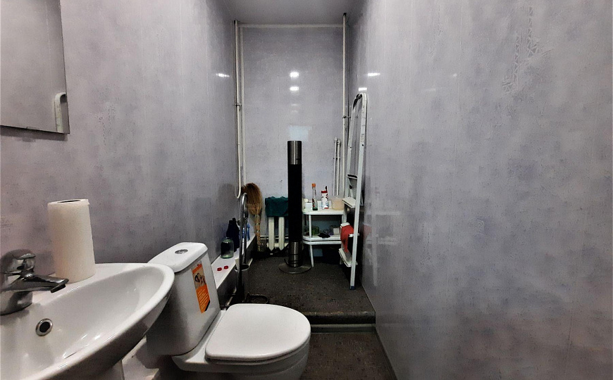 Сдам торговый центр, 161 м² фото