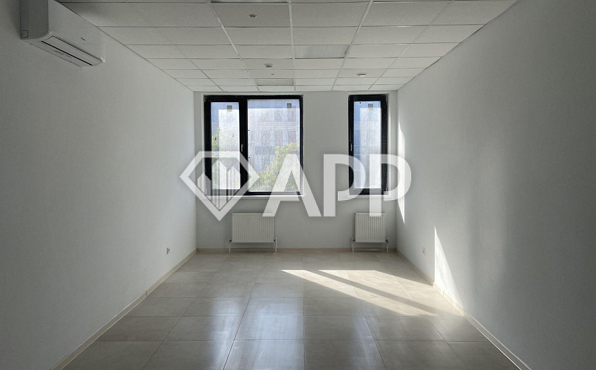 Продаю офисные помещения, до 700 м² фото