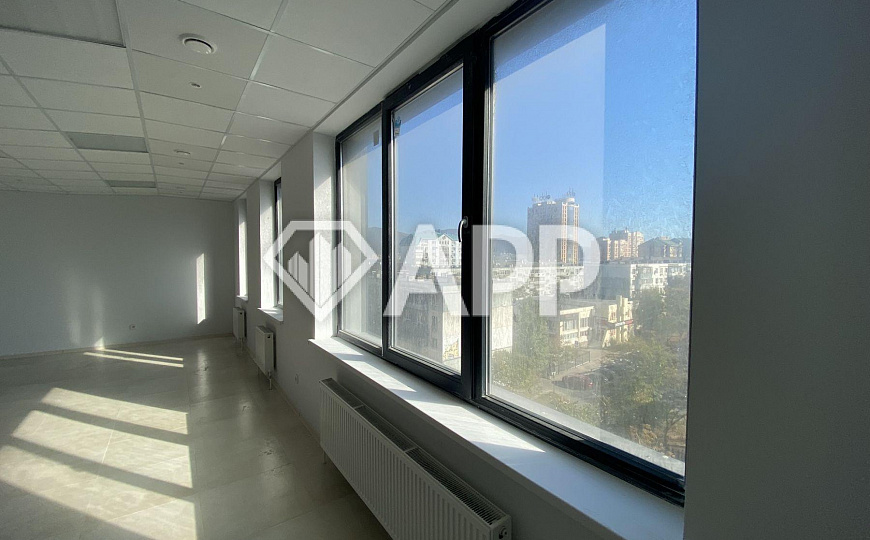 Продаю офисные помещения, до 700 м² фото