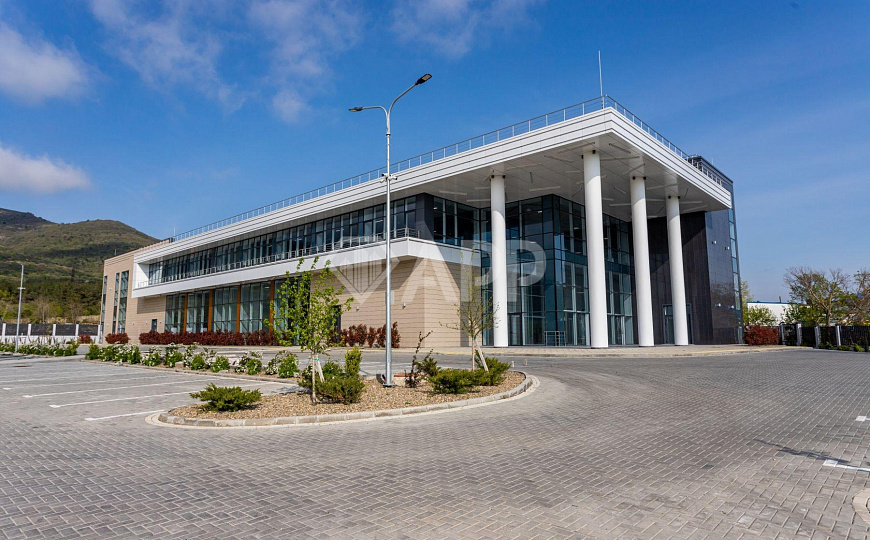 Сдам торговый центр, 1830 м² фото