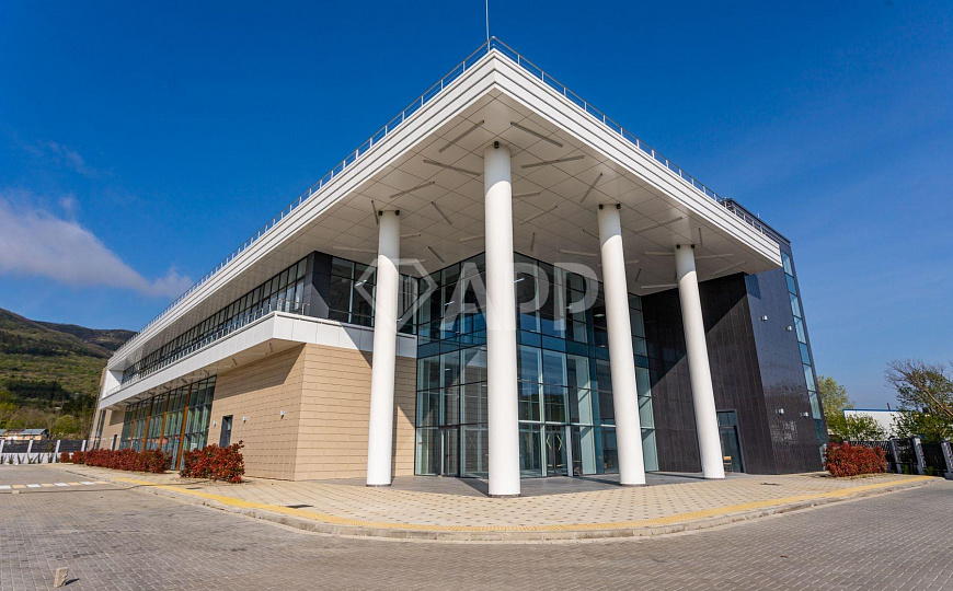 Сдам торговый центр, 1830 м² фото
