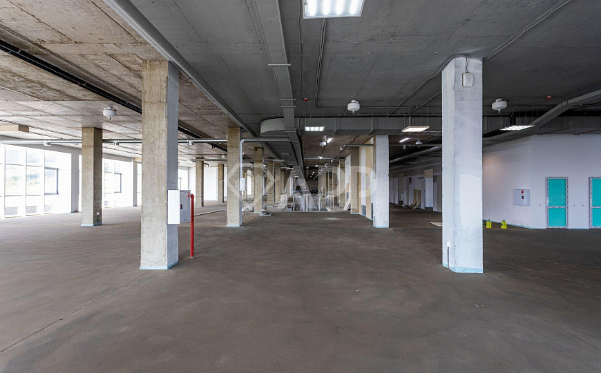 Сдам торговый центр, 1830 м² фото