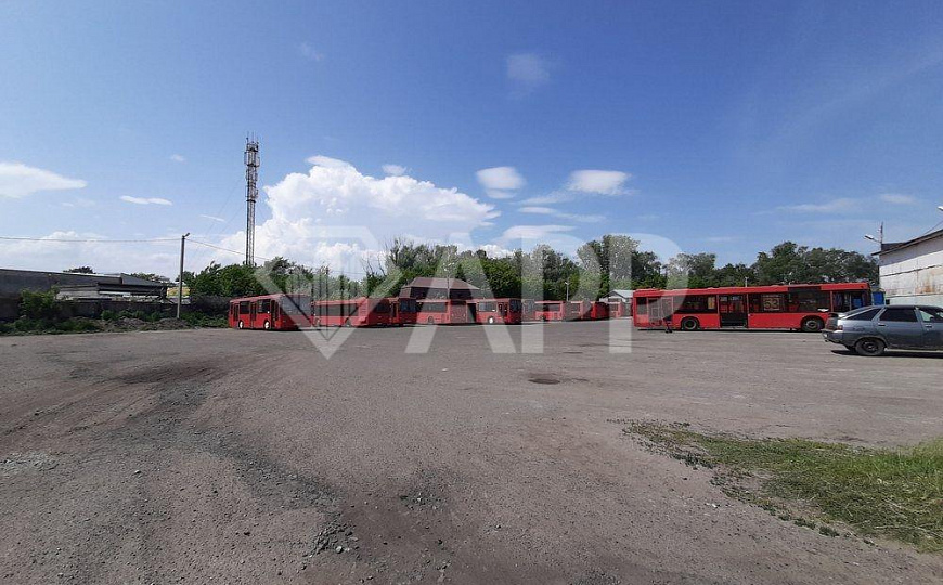 База  на участке 1,76 гектара фото
