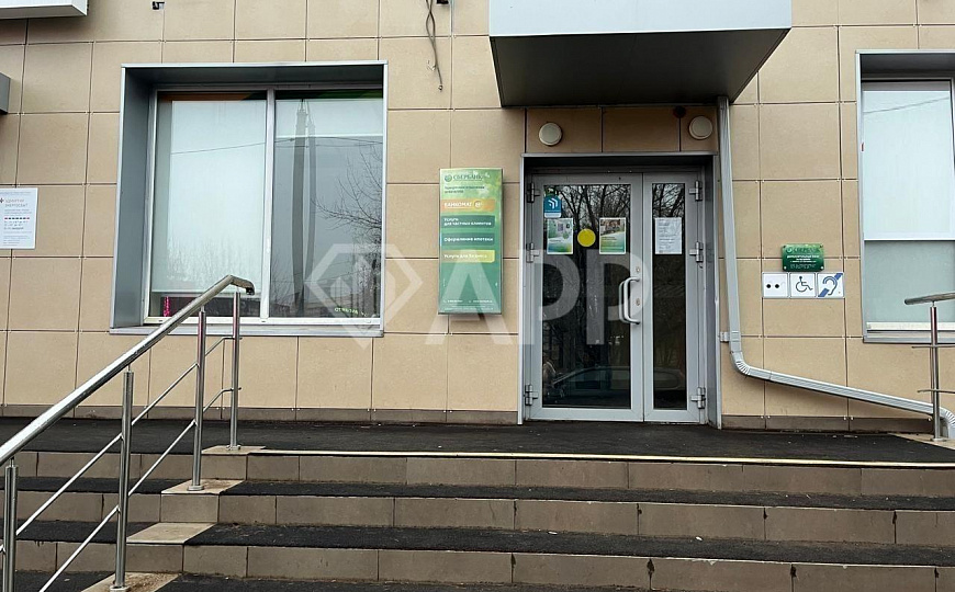 Аренда под офис, банк, магазин, услуги, 1 линия фото