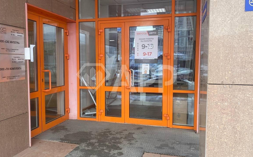 Сдам бизнес-центр/офисный центр, 215,2 м² фото
