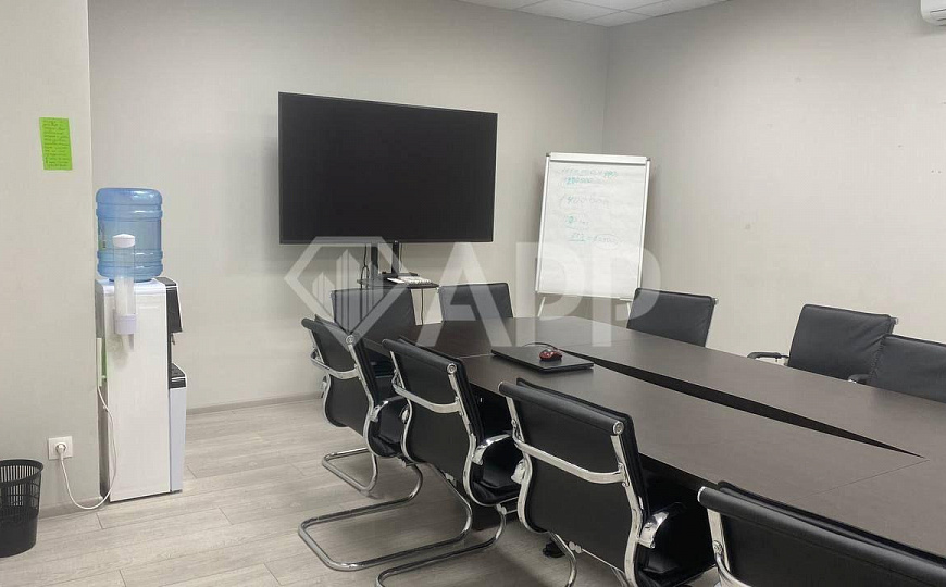 Сдам бизнес-центр/офисный центр, 215,2 м² фото