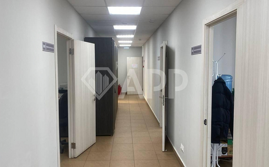 Сдам бизнес-центр/офисный центр, 215,2 м² фото