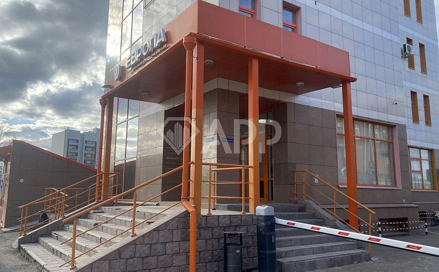 Сдам бизнес-центр/офисный центр, 215,2 м² фото