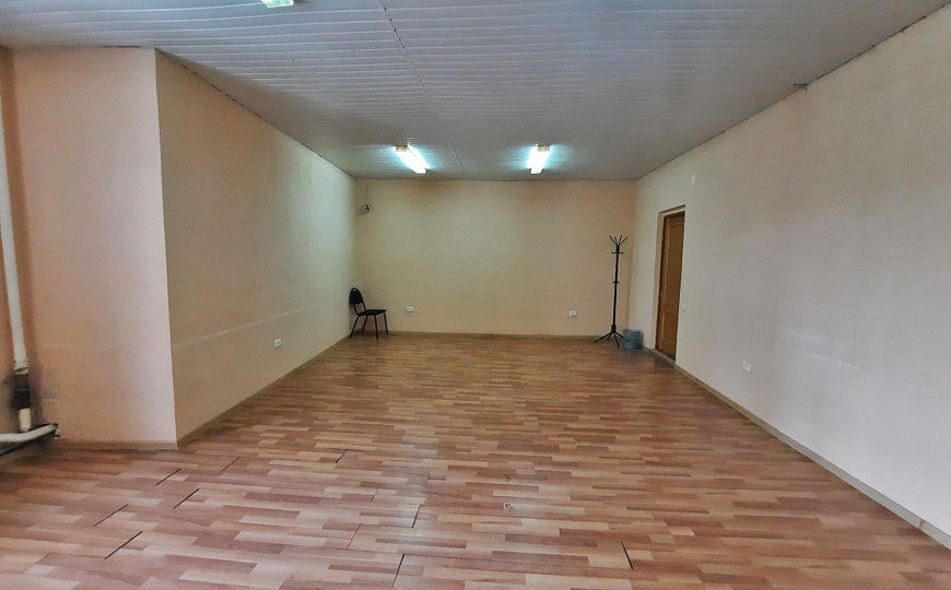 Продам отдельно стоящее здание, 5 500 м² фото