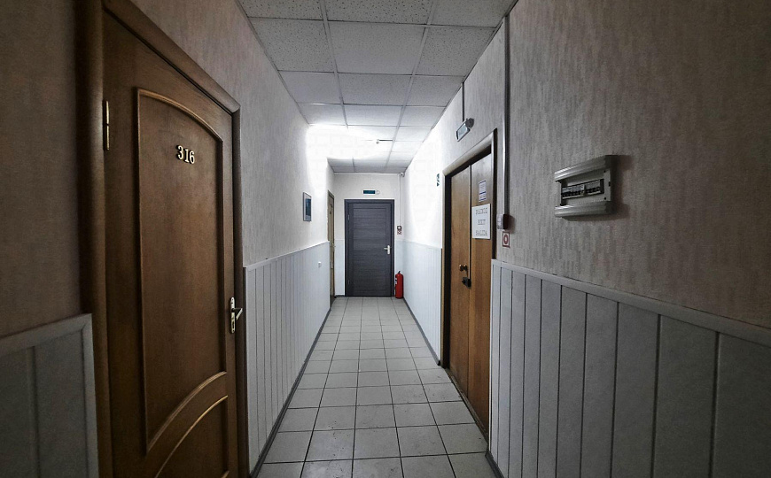 Продам отдельно стоящее здание, 5 500 м² фото