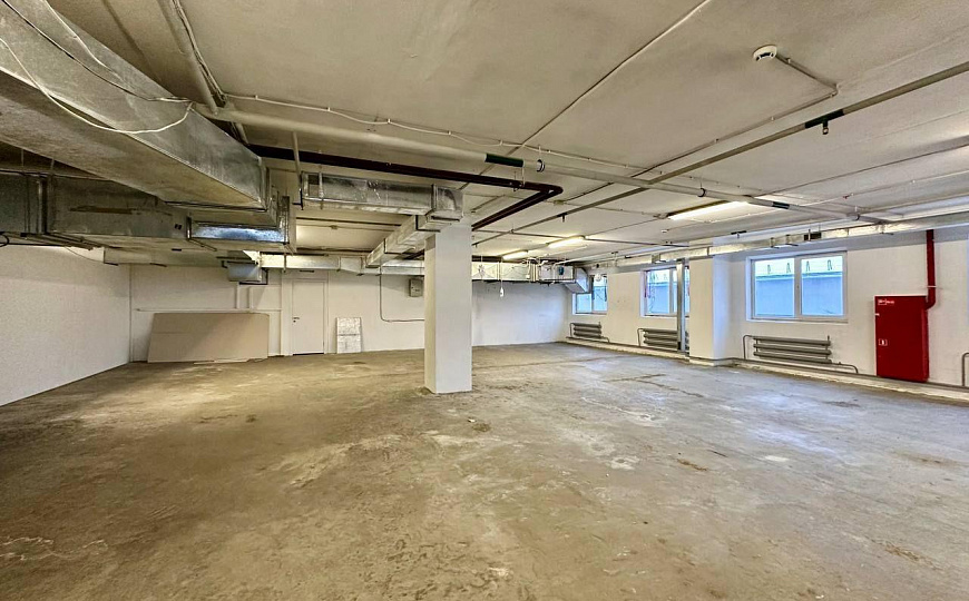 Сдам помещение свободного назначения, 400 м² фото