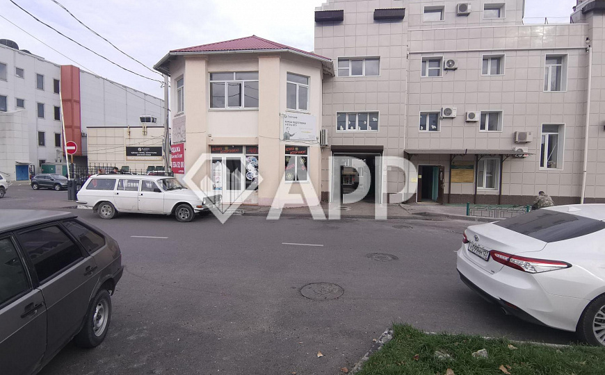 Продаю помещение свободного назначения, 1 750 м² фото