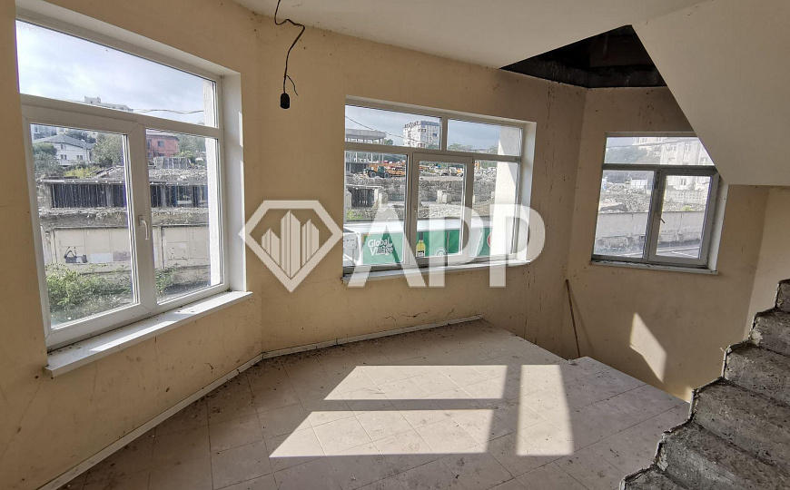 Продаю помещение свободного назначения, 1 750 м² фото