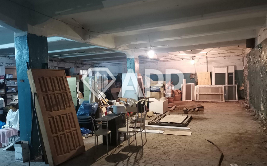 Продаю помещение свободного назначения, 1 750 м² фото