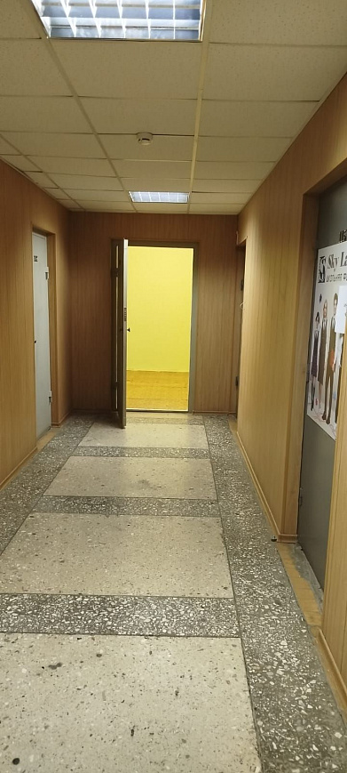 Просторный офис в бизнес-центре 73,3 м² фото