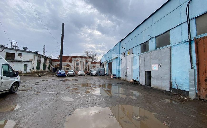 Теплое помещение под Грузовой сервис фото