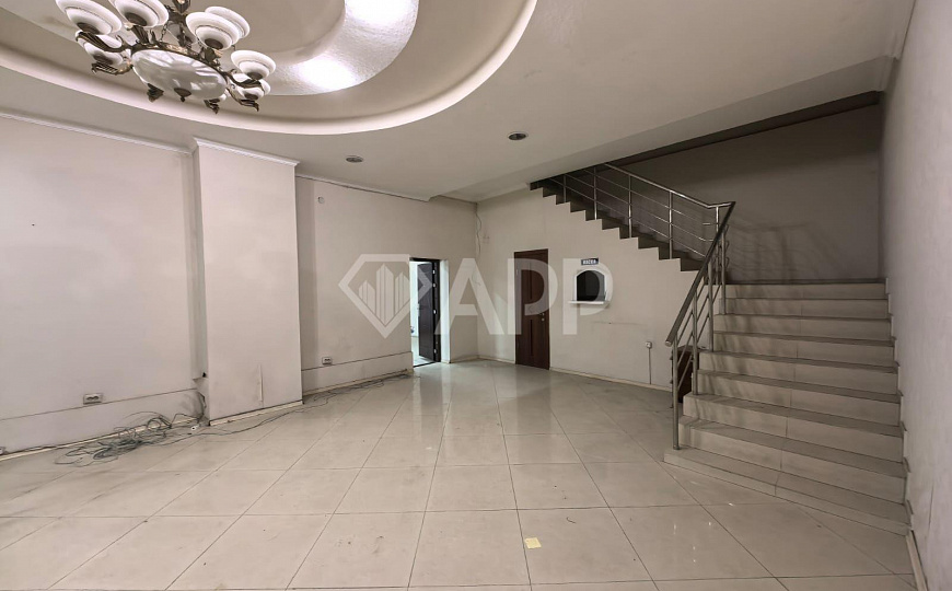 Сдам складское помещение, 600 м² фото