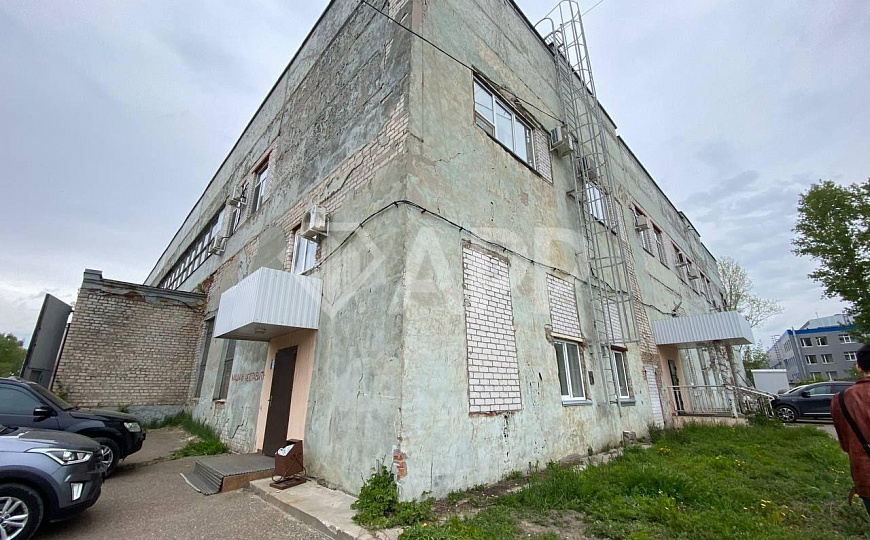 Блок-офис 428м² бизнес класса с мебелью и парковкой фото