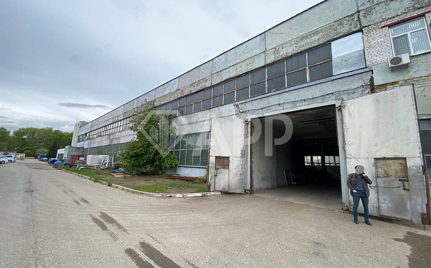 Блок-офис 428м² бизнес класса с мебелью и парковкой фото