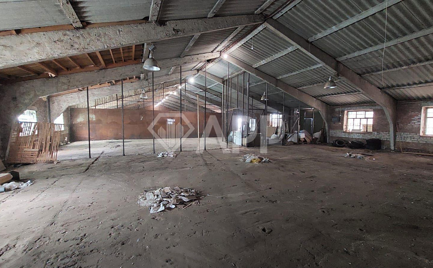 Сдам помещение под магазин, склад. 300 м² фото