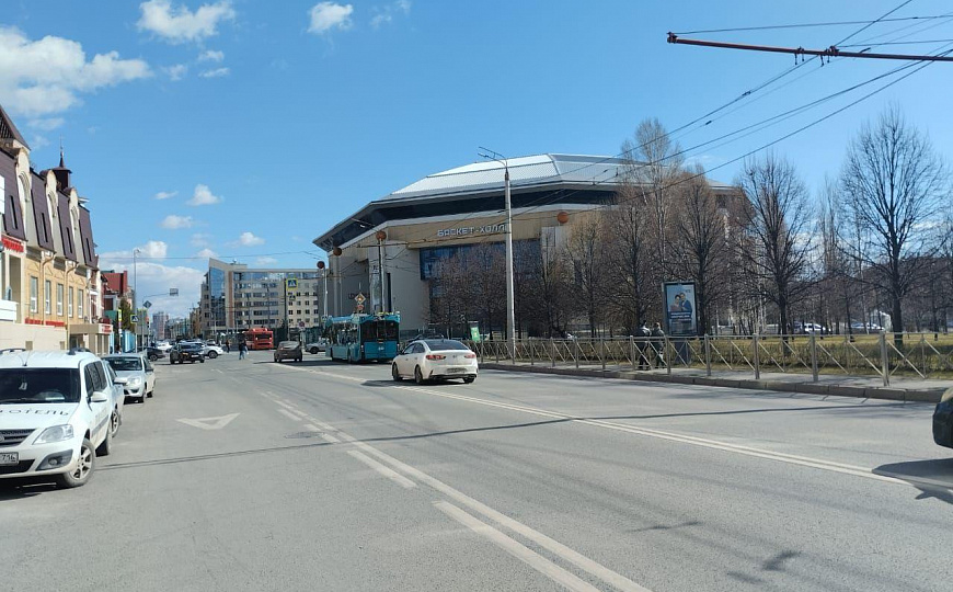 Продам 353 м² на Островского фото