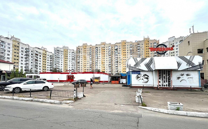 Здание на трафике, 267,7 м² фото