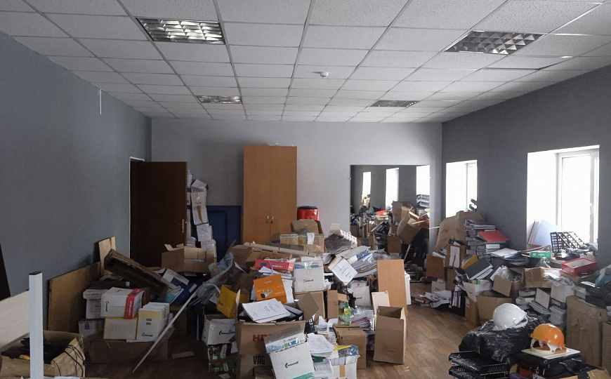 Сдаётся база с АБК  и земельным участком 1.5 га фото