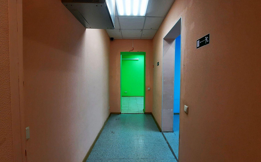 Сдам помещение свободного назначения, 212 м² фото