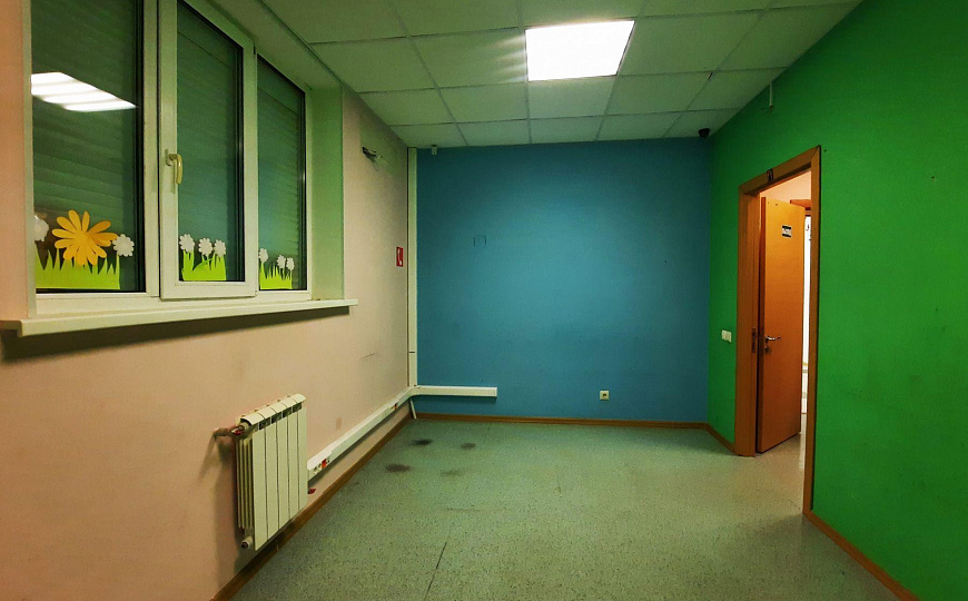 Сдам помещение свободного назначения, 212 м² фото