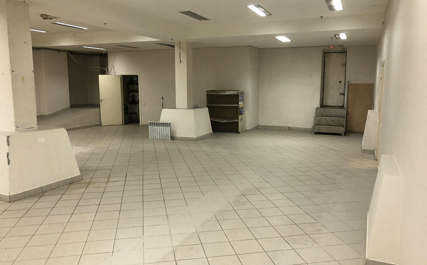 Сдам в аренду помещение на первой линии, 180 м² фото