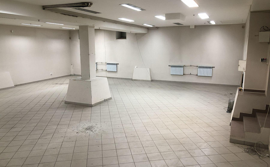 Сдам в аренду помещение на первой линии, 180 м² фото