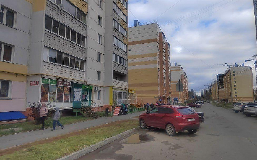 Сдам помещение под отдел Овощи-Фрукты фото