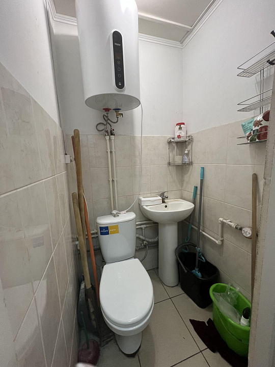 Продается Торговое помещение 31.7м2 с арендаторами около ТЦ Авроры . фото