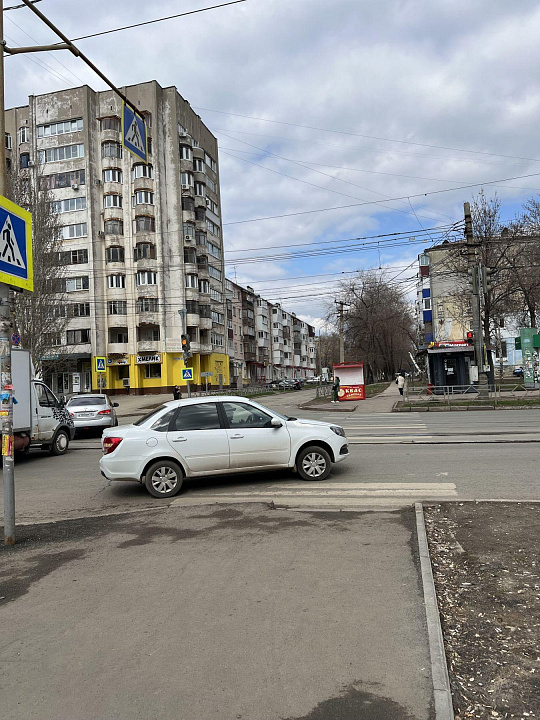 Продается Торговое помещение 31.7м2 с арендаторами около ТЦ Авроры . фото