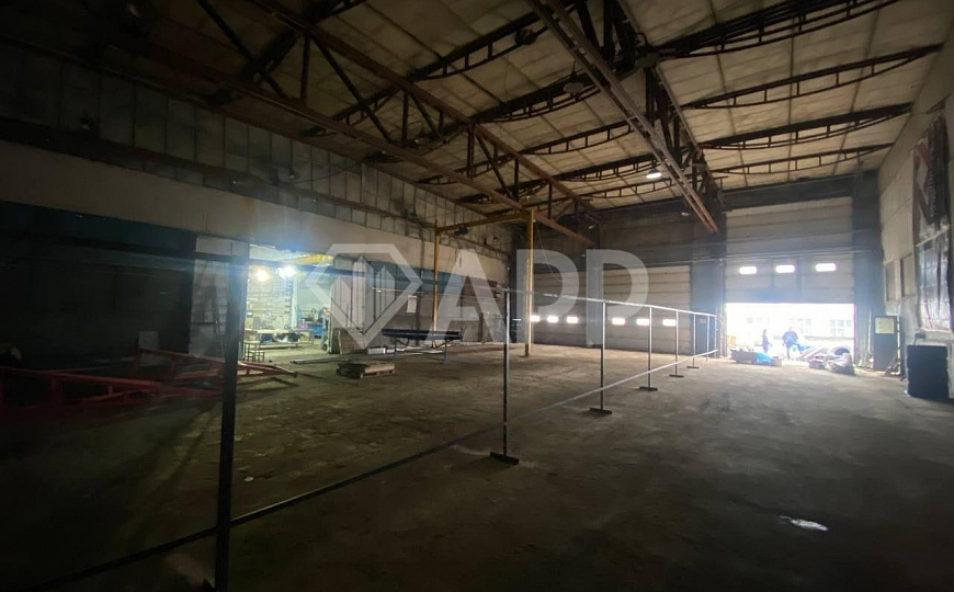 Производственно-складское помещение 254м² в городе фото