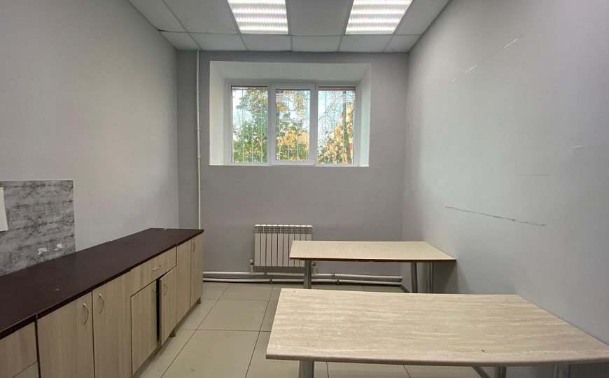 Свободного назначения 279 м2 фото