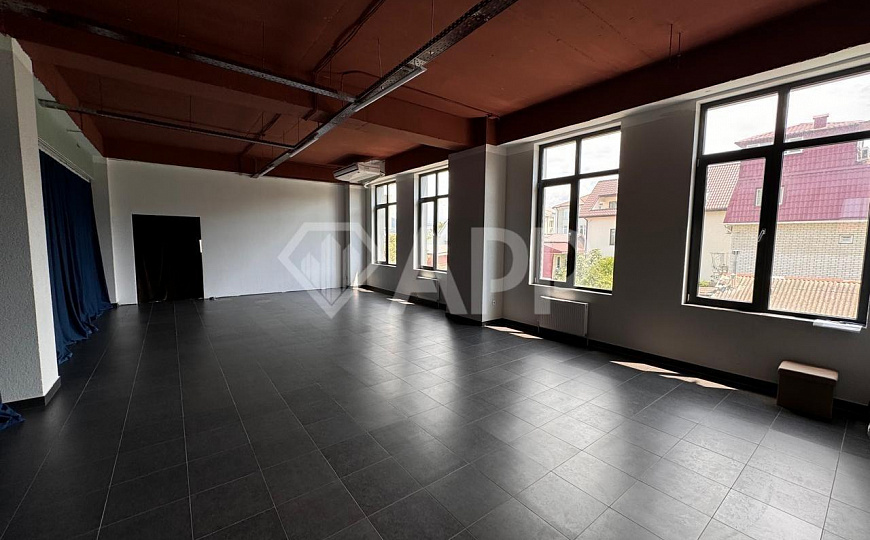 Сдам помещение свободного назначения, 223 м² фото