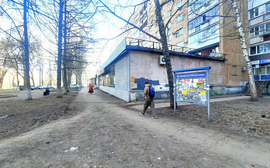 Продам торговый центр, 1 300 м² фото