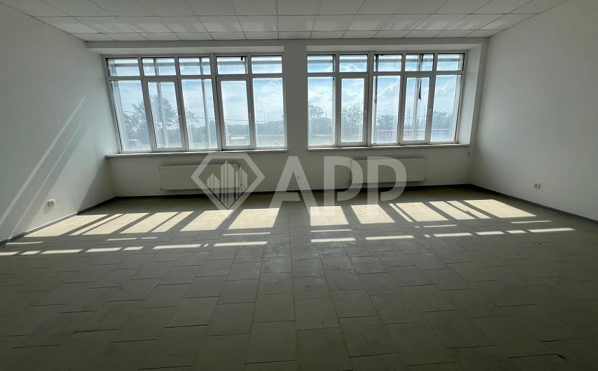 Продам помещение свободного назначения, 422 м² фото
