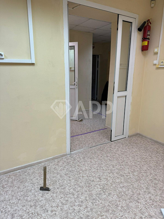 Продажа помещения в центре , 1 линия ул. Удмуртская фото