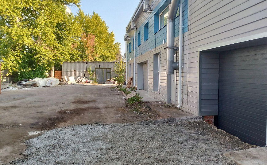 Продам отдельно стоящее здание, 242 м² фото