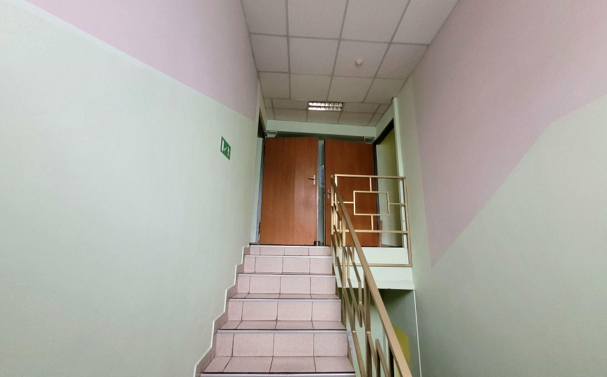 Продам отдельно стоящее здание, 1 554,7 м² фото