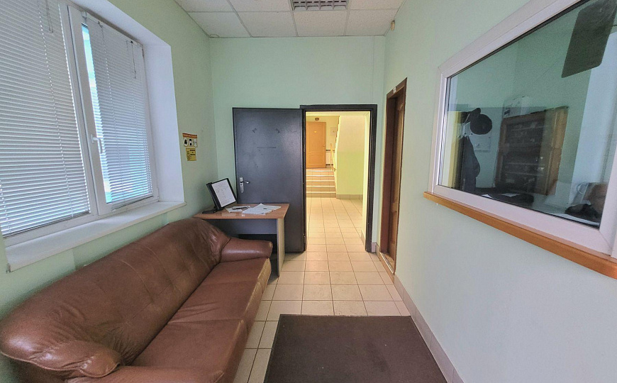 Продам отдельно стоящее здание, 1 554,7 м² фото