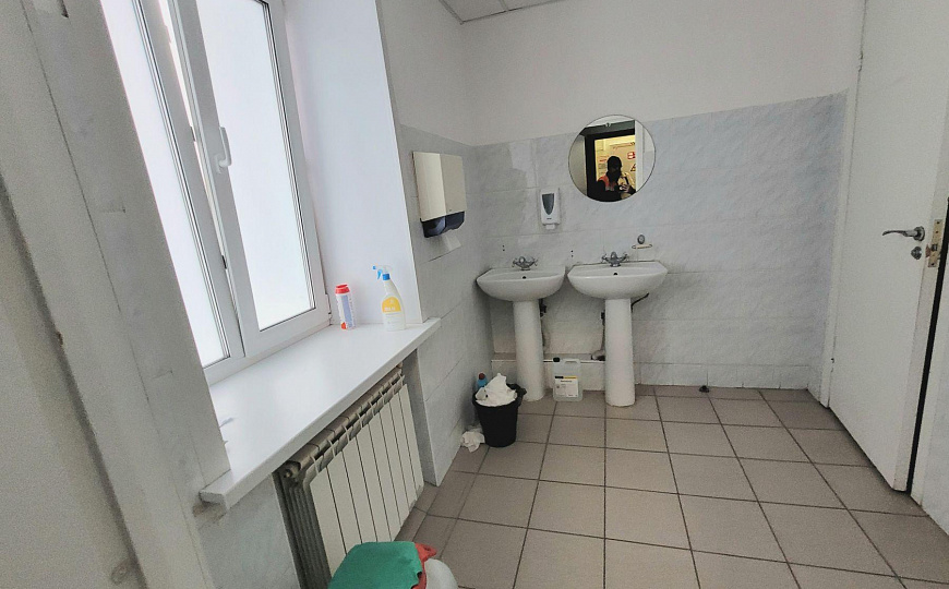 Продам отдельно стоящее здание, 1 554,7 м² фото